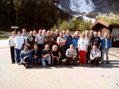 Gruppenbild am Langfoss Wasserfall
